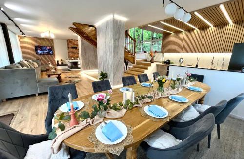 Frasinet Ski Chalet | Casa River