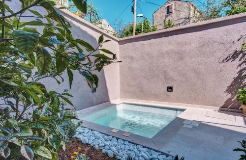 Cove Murtar House | Casa Santa Maria Vacation House