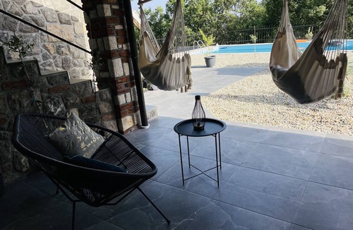 Sucici Villa | CASSA SOTTO LA GROTTA