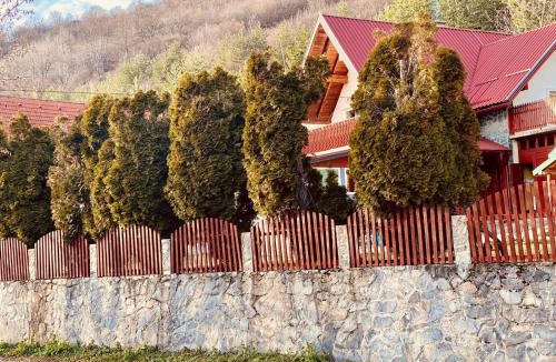 Sarajevo Canton House | Cavljak Retreat, Sarajevo