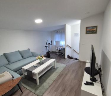 Marija Gorica House | Celine