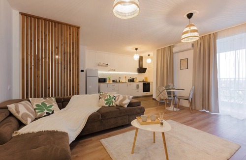 Timisoara Apartment | Central apartment with private parking and a balcony, downtown Timisoara