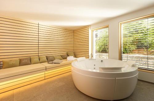 Ribcev Laz Villa | Chalet Bohinj Bliss Wellness and view of Triglav