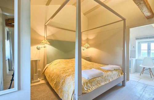 Radovani Villa | Charlotta