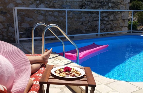 Bobovisca House | Charmantes Steinhaus mit Pool und Panoramablick by Interhome