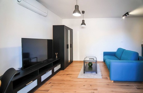 Osijek Apartment | Charming 1-bedroom apartment with WiFi, AC in excellent Osijek