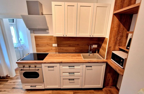 Zagreb Apartment | Charming 1-bedroom apartment in beautiful Zagreb, down town with WiFi, AC
