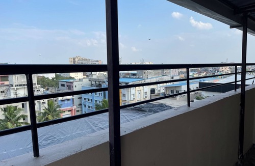 Hyderabad Apartment | Charming 2-bedroom pent house apartment with WiFi, AC in lovely AbidsHyderabad