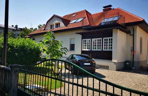Samobor Villa | Charming 2-bedroom villa in phenomenal Samobor with WiFi, AC