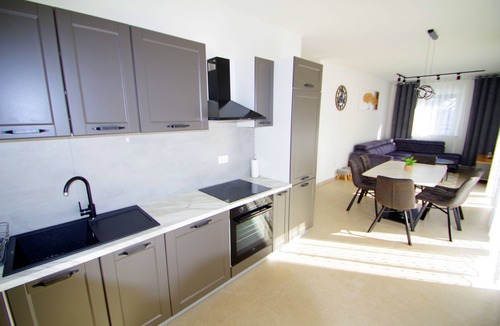 Nedescina House | Charming 3-Bedroom Villa Riviera with Private Pool & Garden