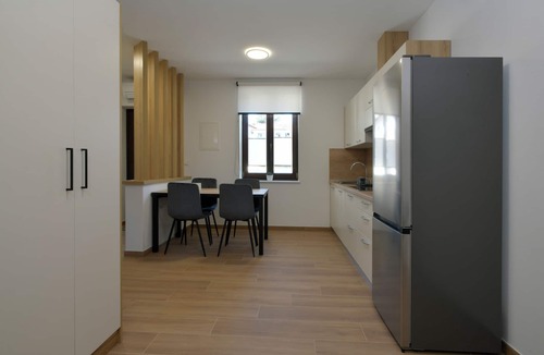 Solkan Apartment | Charming 37 m² 1-Bedroom Apartment with AC & Wi-Fi in Solkan