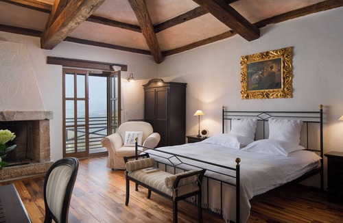 Vizinada House | Charming 4-bedroom country stone house in enchanting Vižinada with WiFi, AC