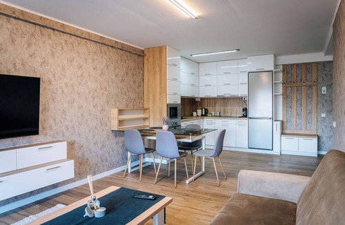 Cluj-Napoca Apartment | Charming apartment in Baciu with 2 supermarkets and bus station 2 minutes away