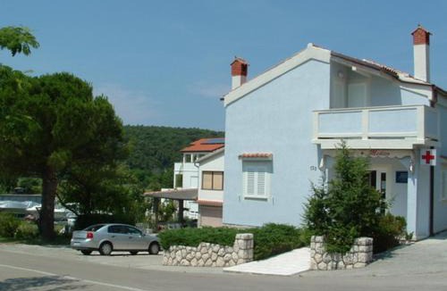 Suha Punta Apartment | Charming apartment in Kampor with private garden - 28 m²