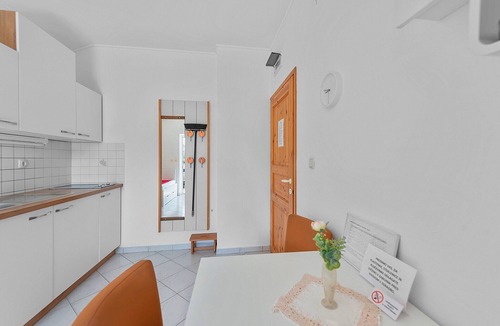Sveti Filip i Jakov Apartment | Charming Beachfront Abode for 2