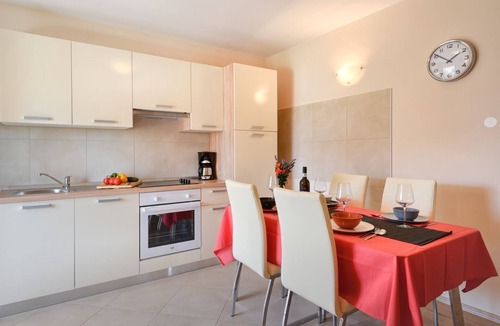 Gulici Apartment | Charming flat with large pool, private balcony, BBQ, only 800 metres to the beach