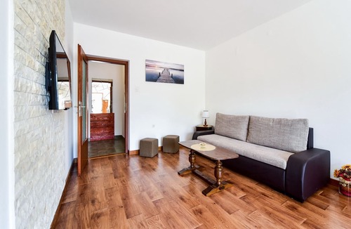 Zemunik Donji House | Charming holiday home with private pool, lovely terrace, BBQ, nice guesthouse