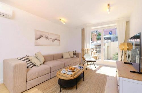 Cove Murtar Apartment | Charming Island Villa Alba - Happy Rentals