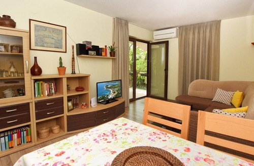 Cancini Apartment | Charming one bedroom apartment near Porec with balcony