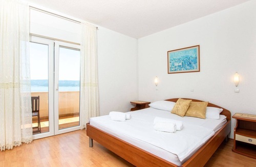 Celina Apartment | Charming Seaside Apartment