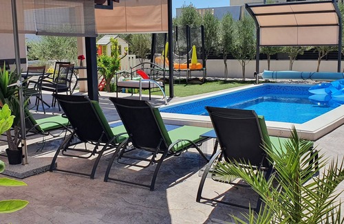 Rudine House | Charming Villa Fides with private pool, garden and view.