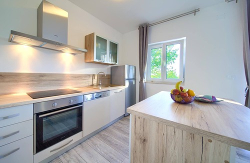 Poljica Villa | Charming Villa Vista with swimming pool & Seaview