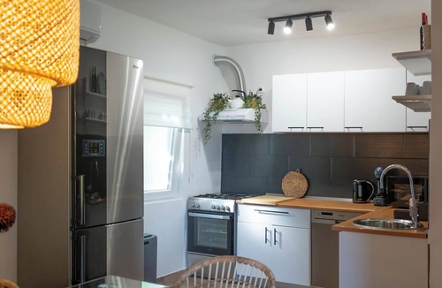 Sestanovac House | Charming village house in serene countryside