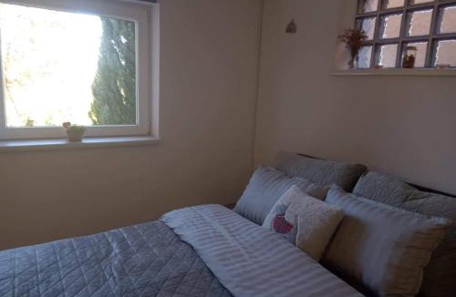 Cove Parja Apartment | CHEZ Marthe, Welcoming B&B Tranquil area
