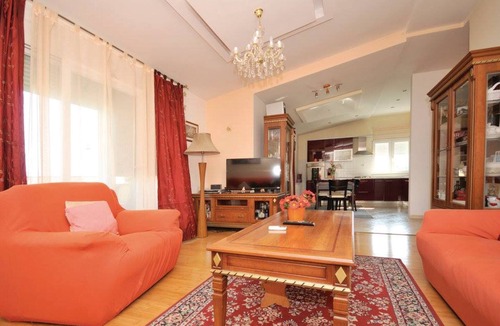 Rudine Apartment | Chic and Stylish Kastel Novi Apartment with Pool - Five Bedroom Apartment With Pool