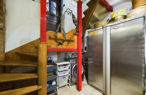 Bucharest City-Centre Villa | Chic 'Petit Paris' Villa: A Blend of Art&Comfort