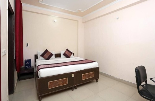 Mahipalpur Hotel | Classic Triple Room - Hotel Ramida Suites At Delhi Airport
