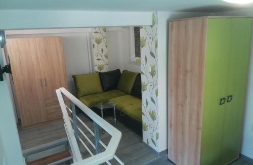 Novi Sad Apartment | Classy and Cozy - 3 beds - up to 5 guests - Near Center