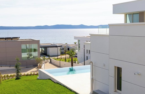 Ugljan Villa | Club Villa - Modern and Serviced 4 bedroom Villa on the Croatian coast