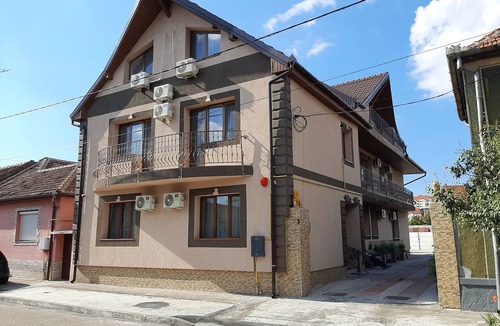 Oradea Villa | Comfort Twin Room near Shopping Center