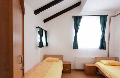 Josipdol Apartment | Comfortable and spacious apartment with terrace Josipdol, Gorski kotar (A-14304-a)