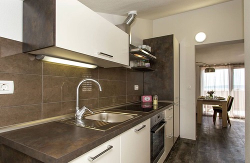 Rudine Apartment | Comfortable Villa in Kaštel Novi with Pool