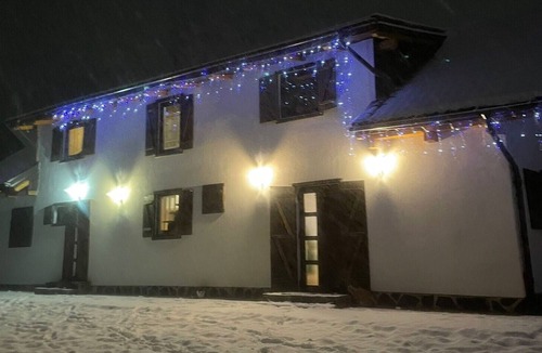 Borsa Cabin | Comfy Nature retreat in the Carpathian Mountains - Edelweiss Cabin