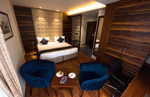Barakhamba Hotel | Connaught Royale