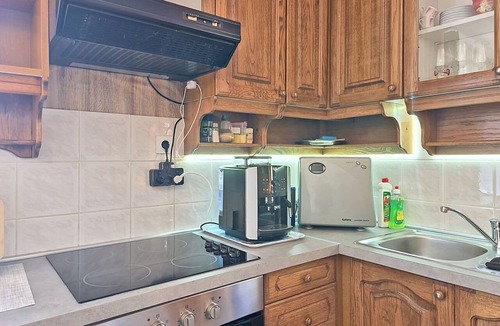 Finida Apartment | Cosy apartment for 4 guests with WIFI, A/C, TV, terrace and pets allowed