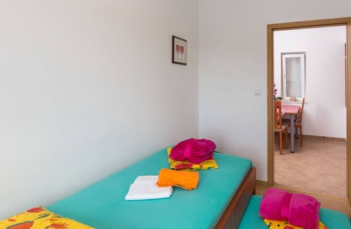 Kolocep Island Apartment | Cosy Villa in Kolocep with Garden
