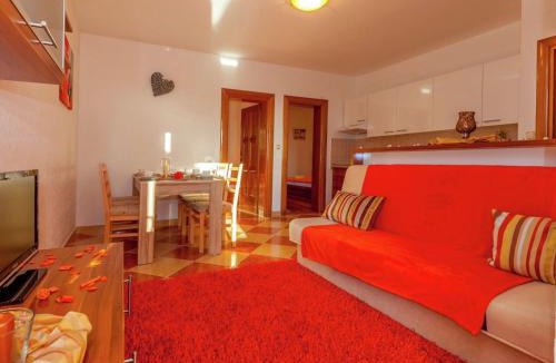 Dramalj Apartment | Cottage in Croatia near Beach & Town Centre