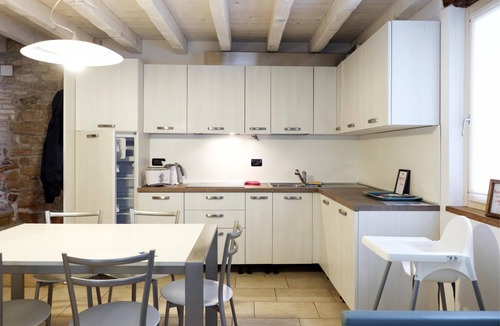 Novigrad House | Cottage in pedestrian historic center a stone's throw from the sea