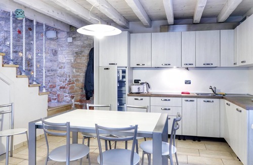 Novigrad House | Cottage in pedestrian historic center a stone's throw from the sea