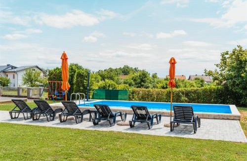 Dugo Selo Villa | Countryside Vila 05 by GREEN Croatia
