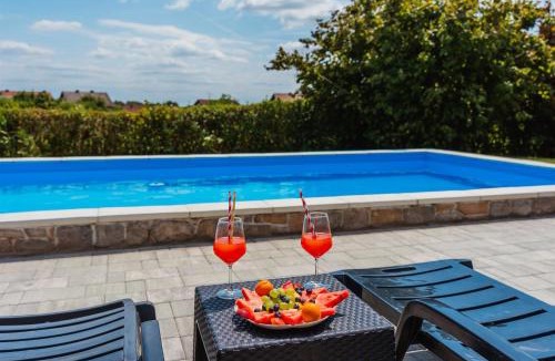 Dugo Selo Villa | Countryside Vila 05 by GREEN Croatia