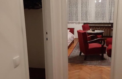 Stari Grad Apartment | Couple