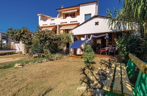 Dinjiska Apartment | Cozy apartment in Dinjiska with house sea view