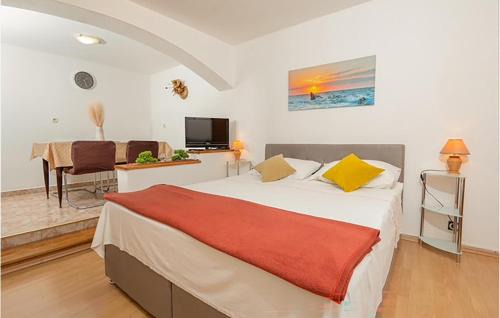 Jadranovo Apartment | Cozy Apartment In Jadranovo