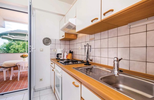 Opric Apartment | Cozy apartment in Opric with WiFi
