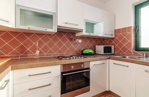 Privlaka Apartment | Cozy apartment in Privlaka with swimming pool